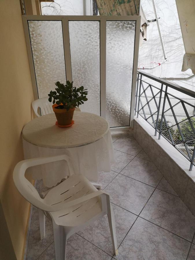 Panos & Antzy Apartments Kalamata Exterior foto